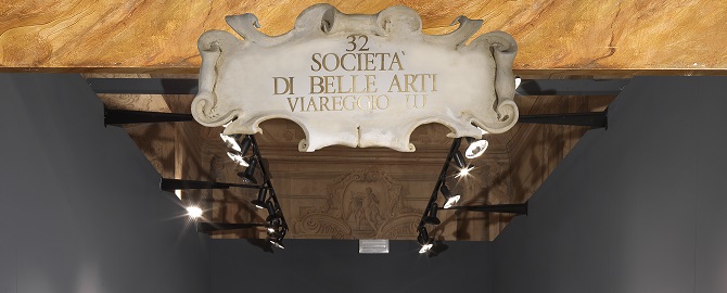 32 Belle Arti ritaglio